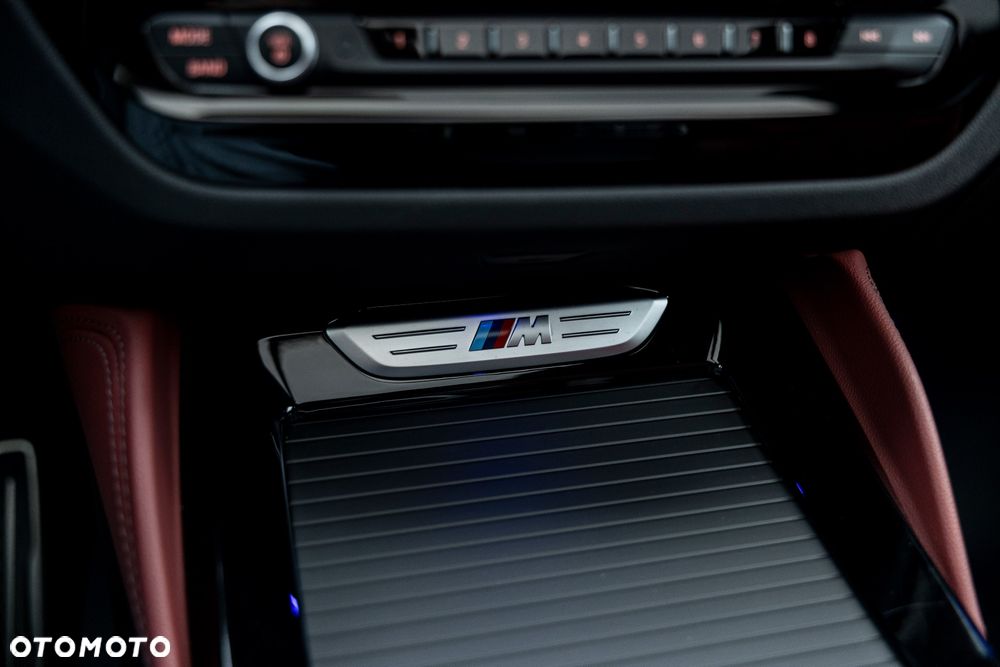 BMW X4 xM40i mHEV - 29