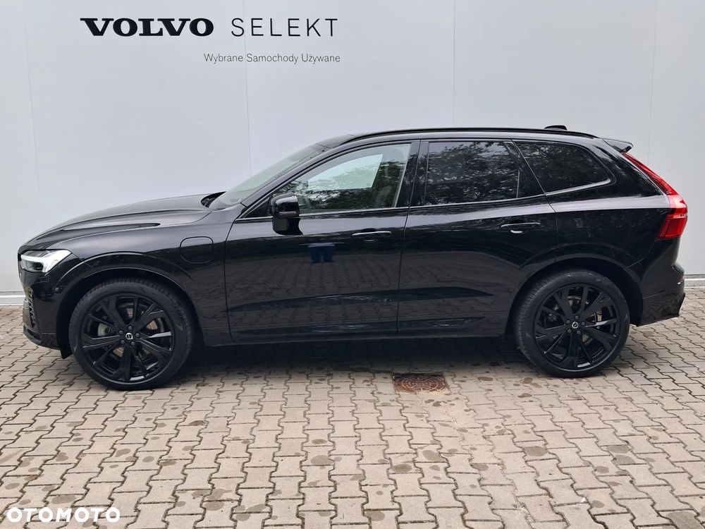 Volvo XC 60 T6 Plug-In Hybrid AWD Ultra Black Edition - 8