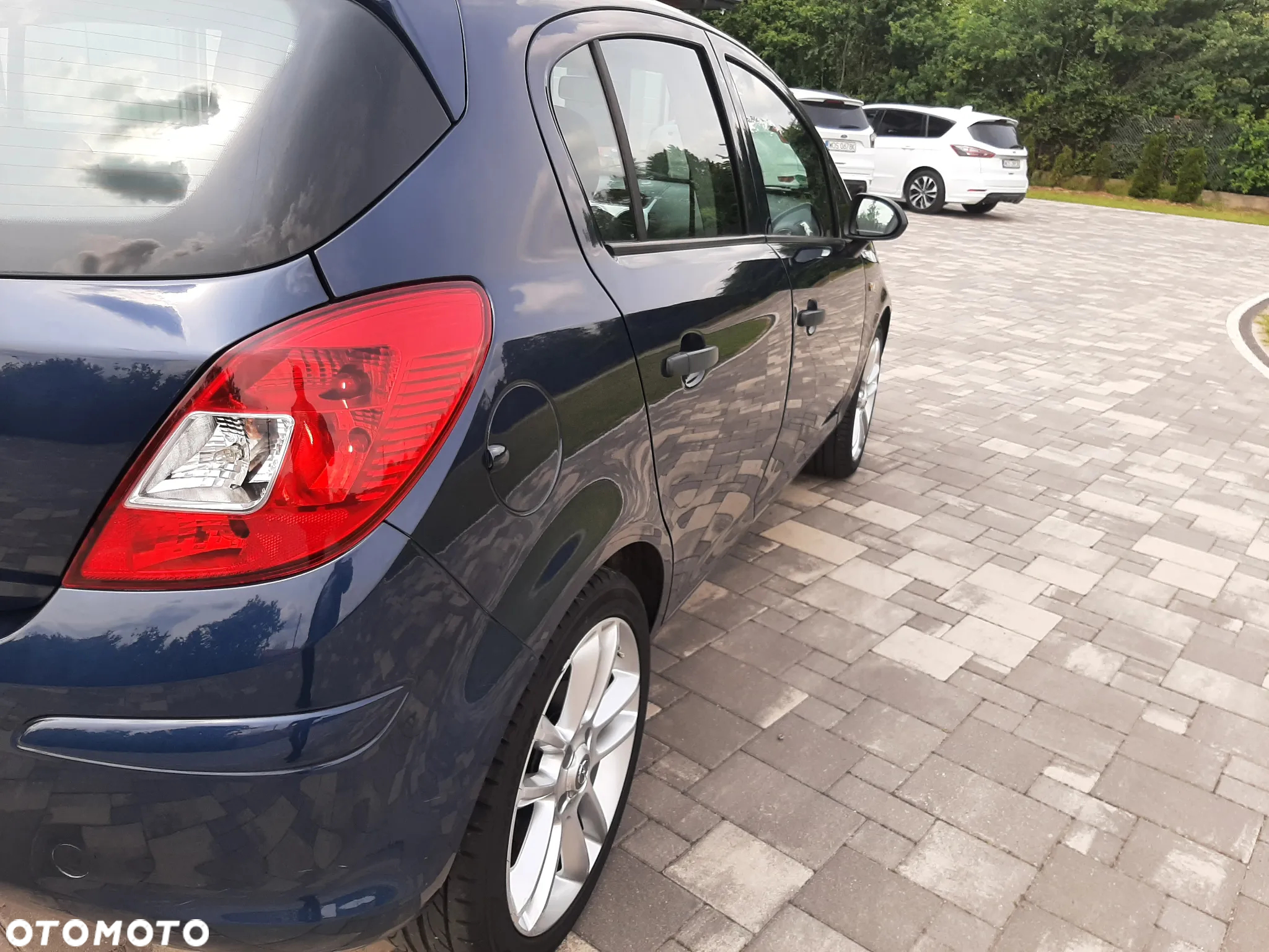 Opel Corsa 1.4 16V Edition - 12