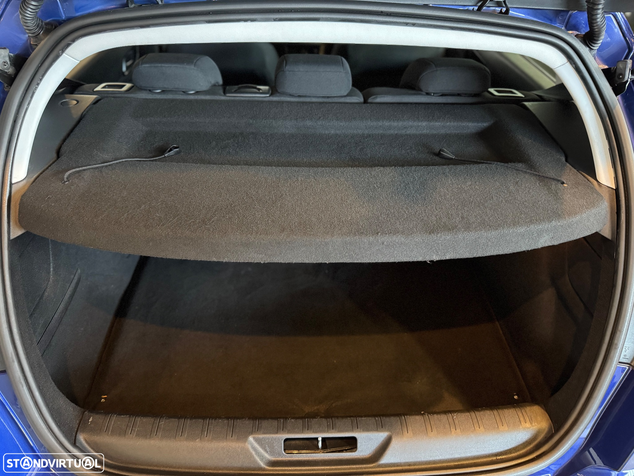 Peugeot 308 BlueHDi 130 EAT8 Style - 35