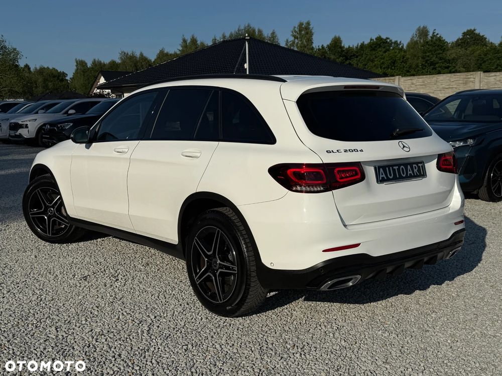 Mercedes-Benz GLC 200 d 4Matic 9G-TRONIC AMG Line - 9
