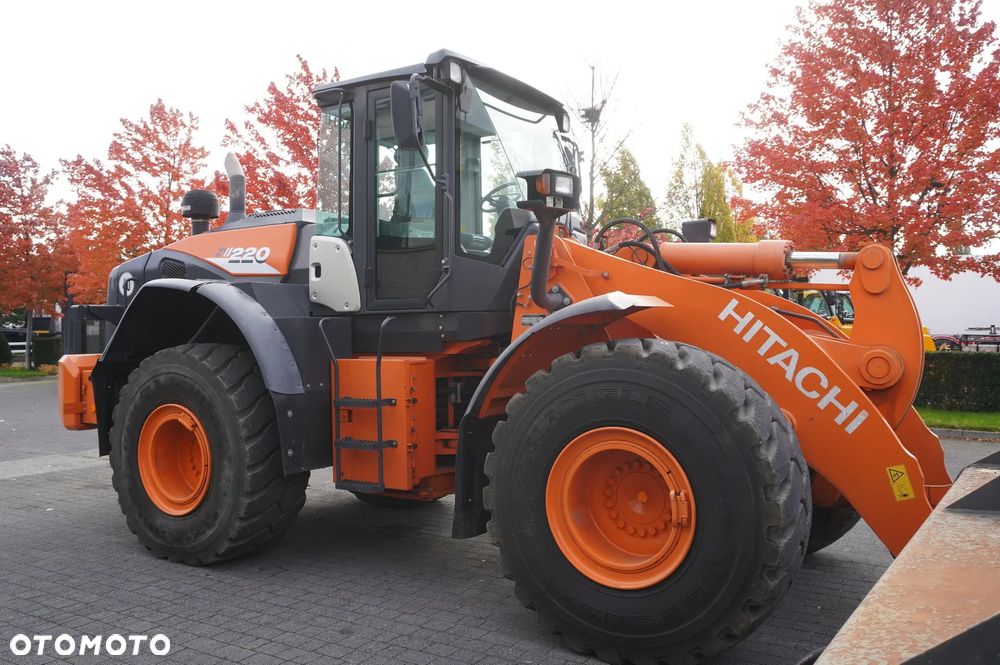 Hitachi ZW220 / 2 łyżki / Ładowarka przegubowa_241155 - 8