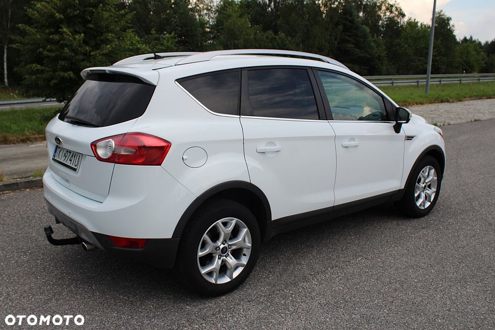 Ford Kuga 2.0 TDCi 4x4 Titanium - 14