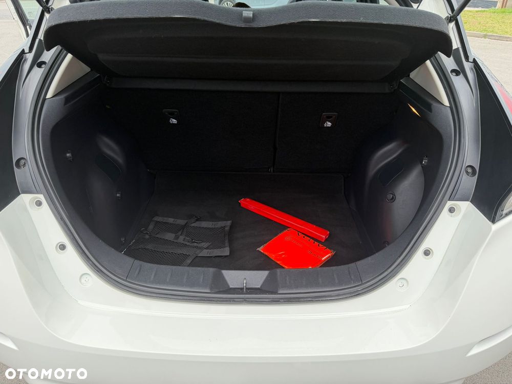 Nissan Leaf 40kWh Visia - 12