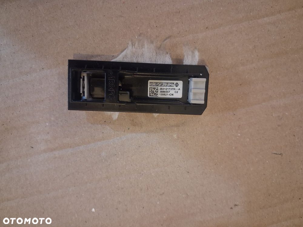 Mikrofon podsufitki RENAULT CAPTUR II  283121737R  OE - 2