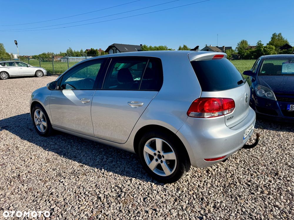 Volkswagen Golf - 35
