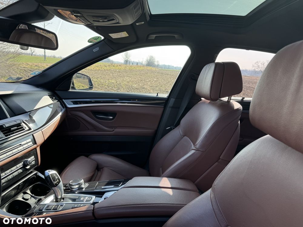 BMW Seria 5 520d - 13