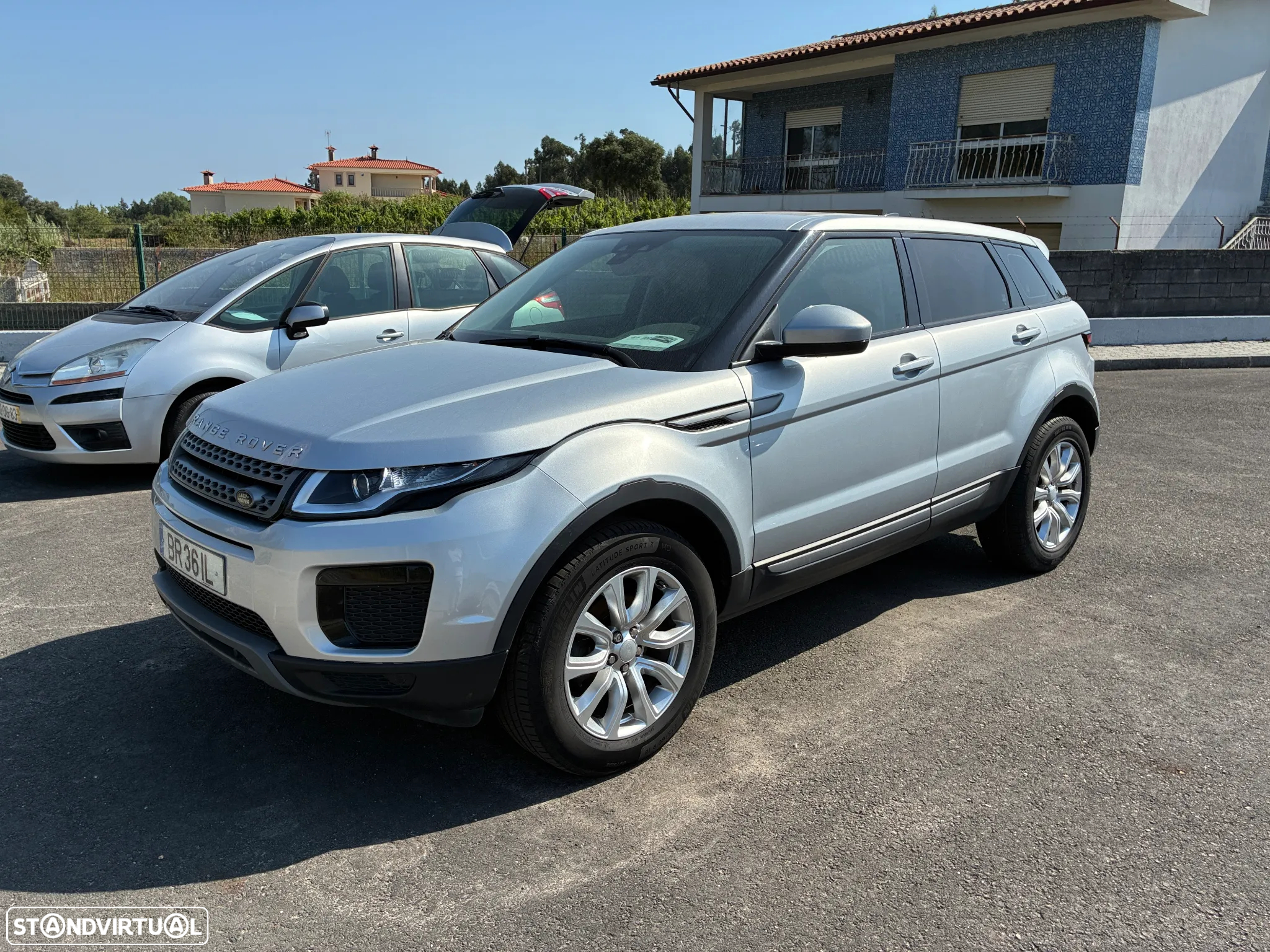 Land Rover Range Rover Evoque D150 FWD - 2