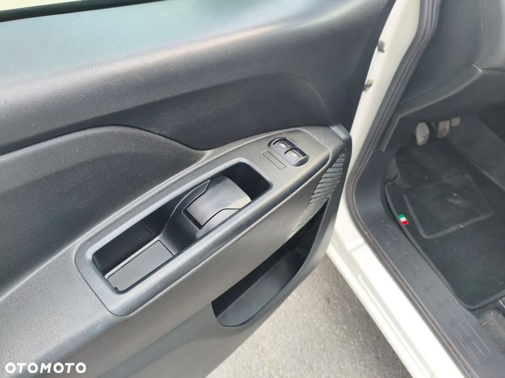 Fiat Doblo - 12