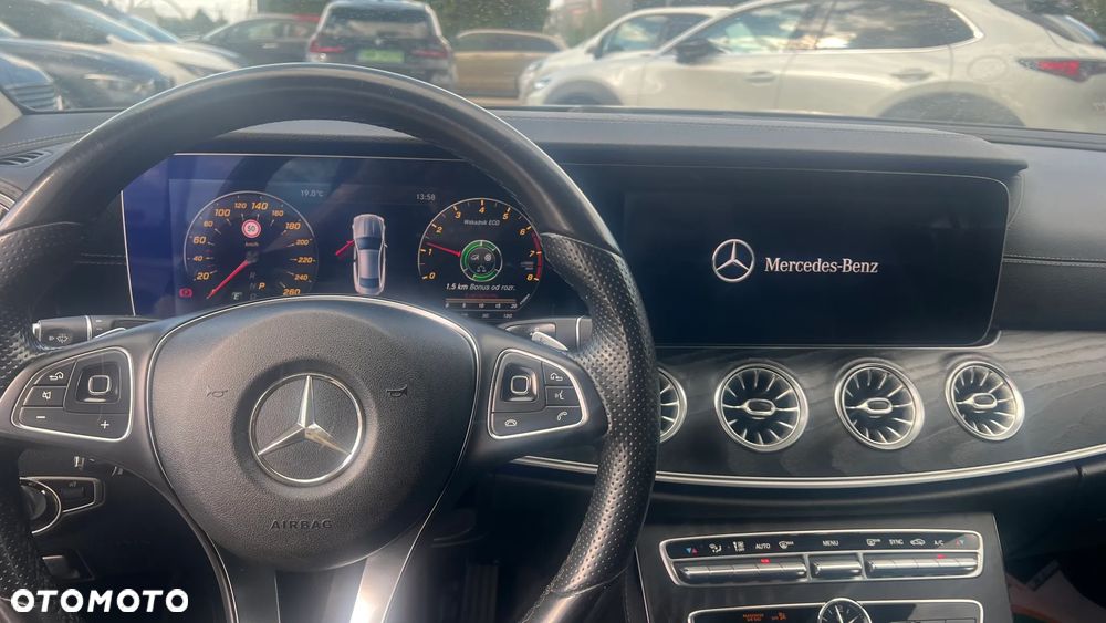 Mercedes-Benz Klasa E 200 9G-TRONIC Edition 1 - 16