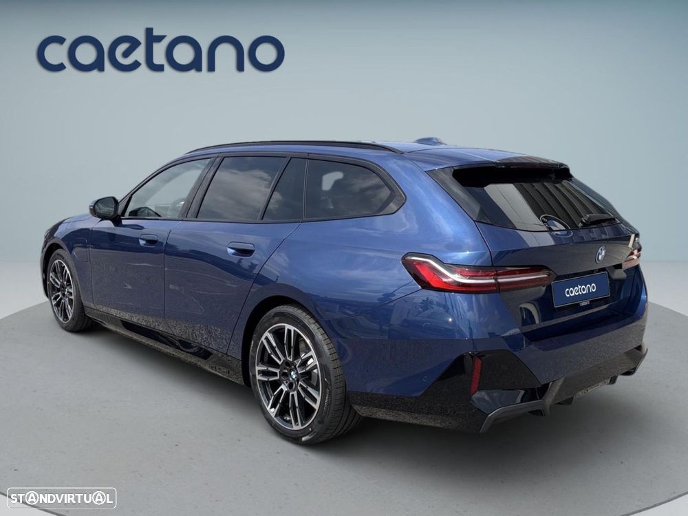 BMW 530 e Pack Desportivo M - 5