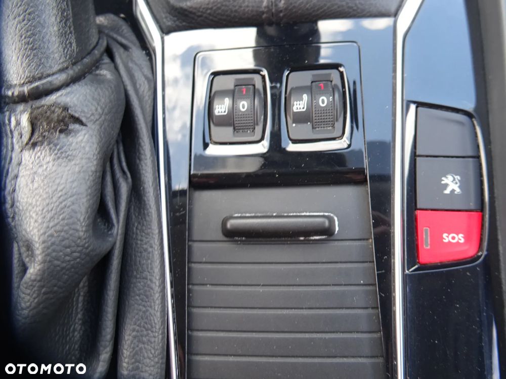 Peugeot 508 BlueHDi 150 Stop&Start Business-Line - 28