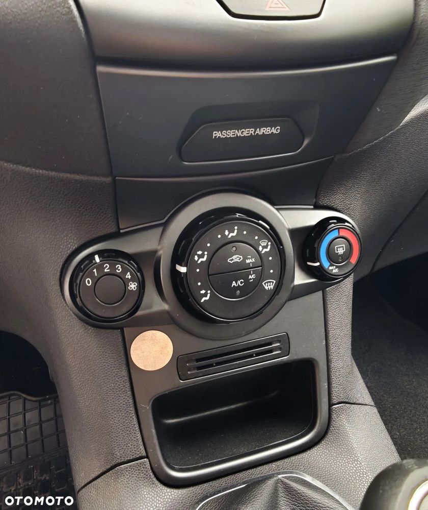 Ford Fiesta 1.25 Silver X Plus 2 - 24