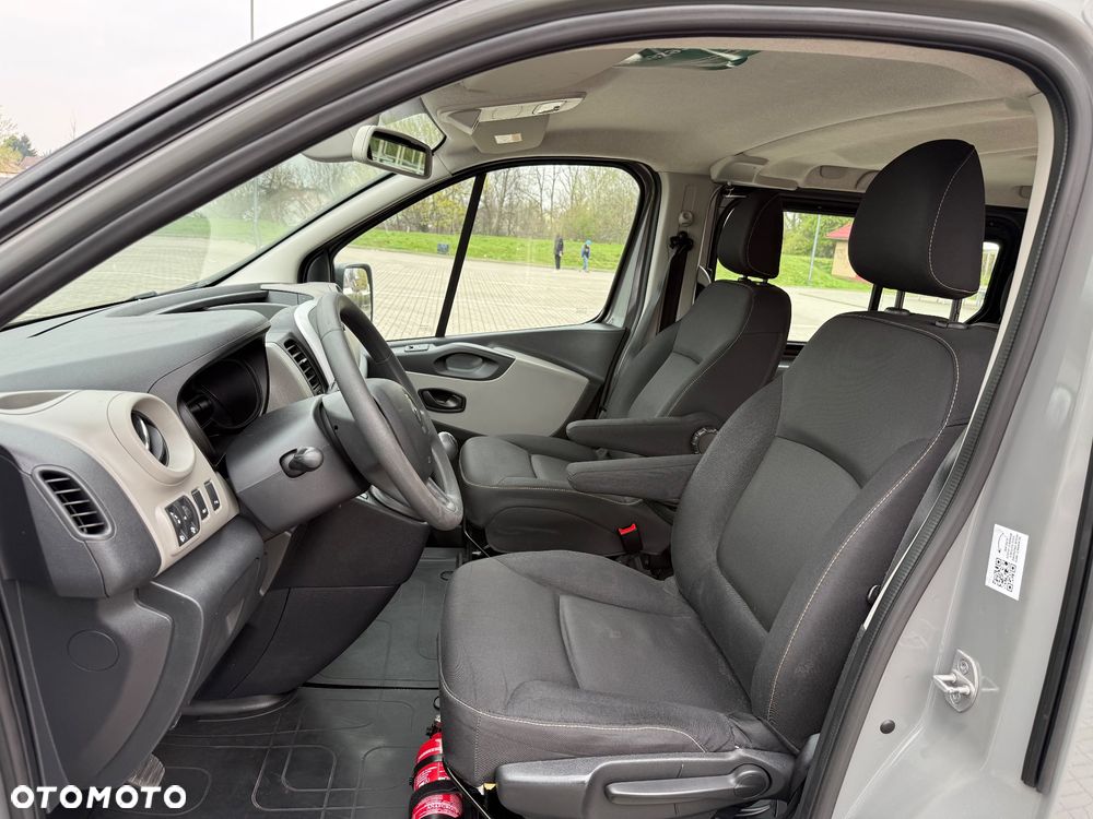 Renault Trafic - 11