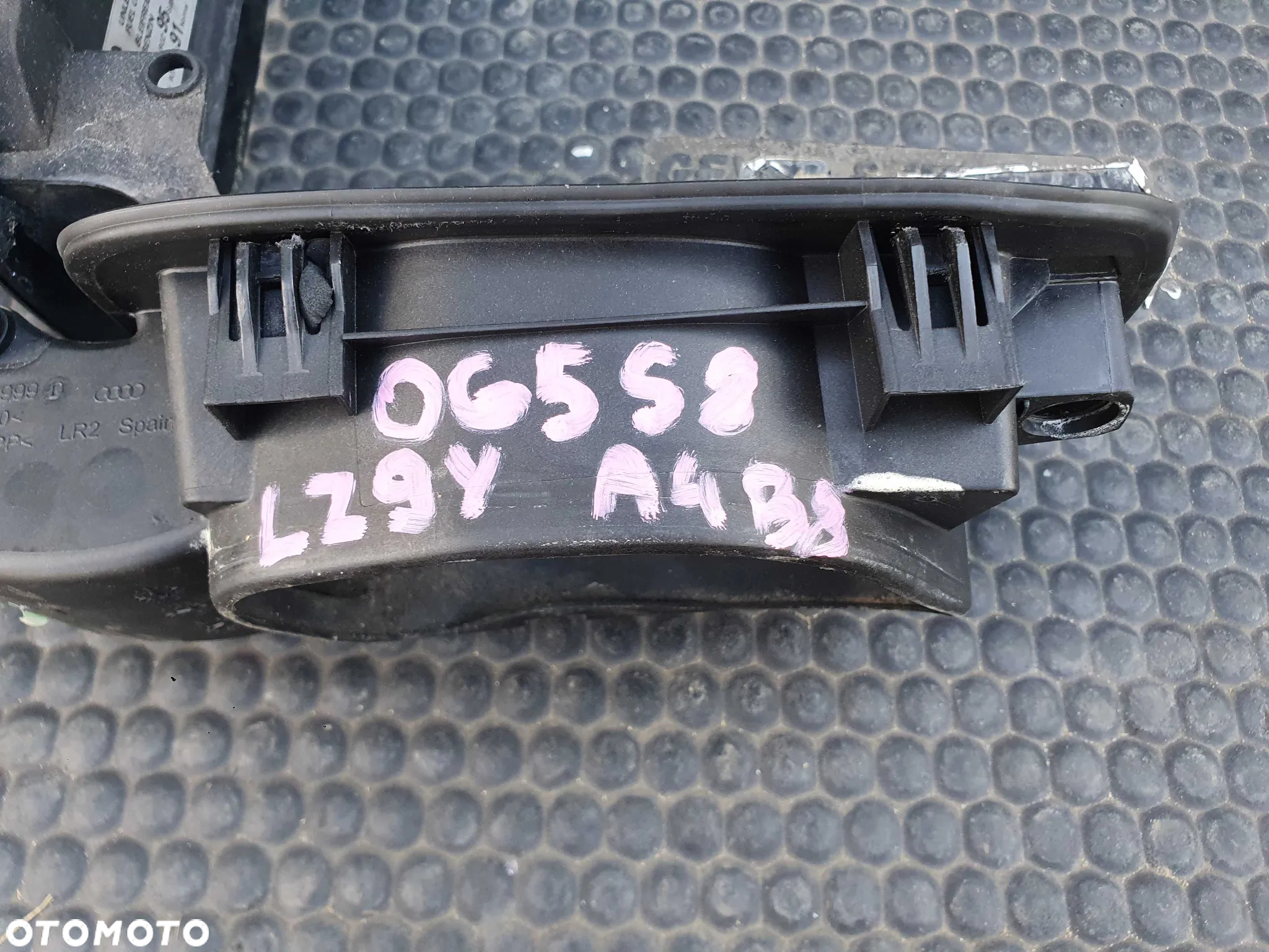 Klapka 8K0809999D Wlewu Paliwa Wlew LZ9Y LY9B Czarna Audi A4 B8 Sedan Kombi - 18