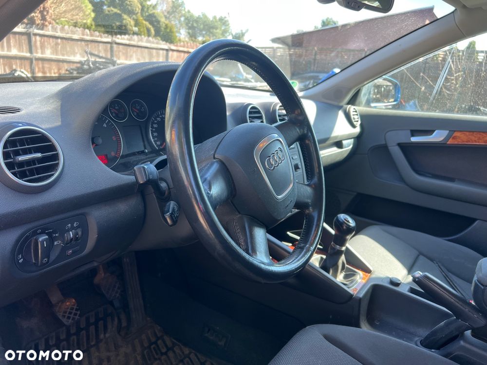 Audi A3 Sportback 1.9 TDI Attraction - 8