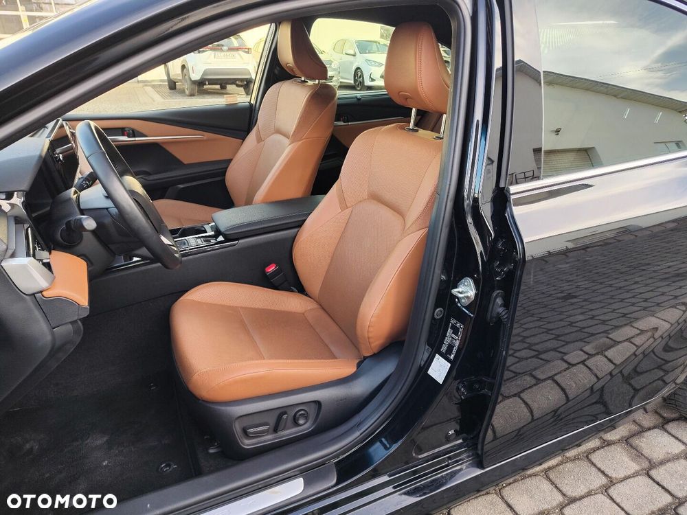 Toyota Camry - 9