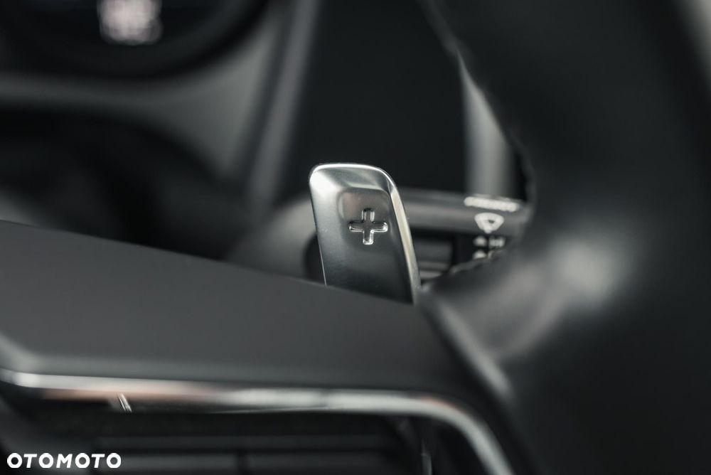 Porsche Macan GTS - 26