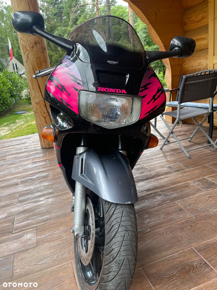 Honda CBR - 2