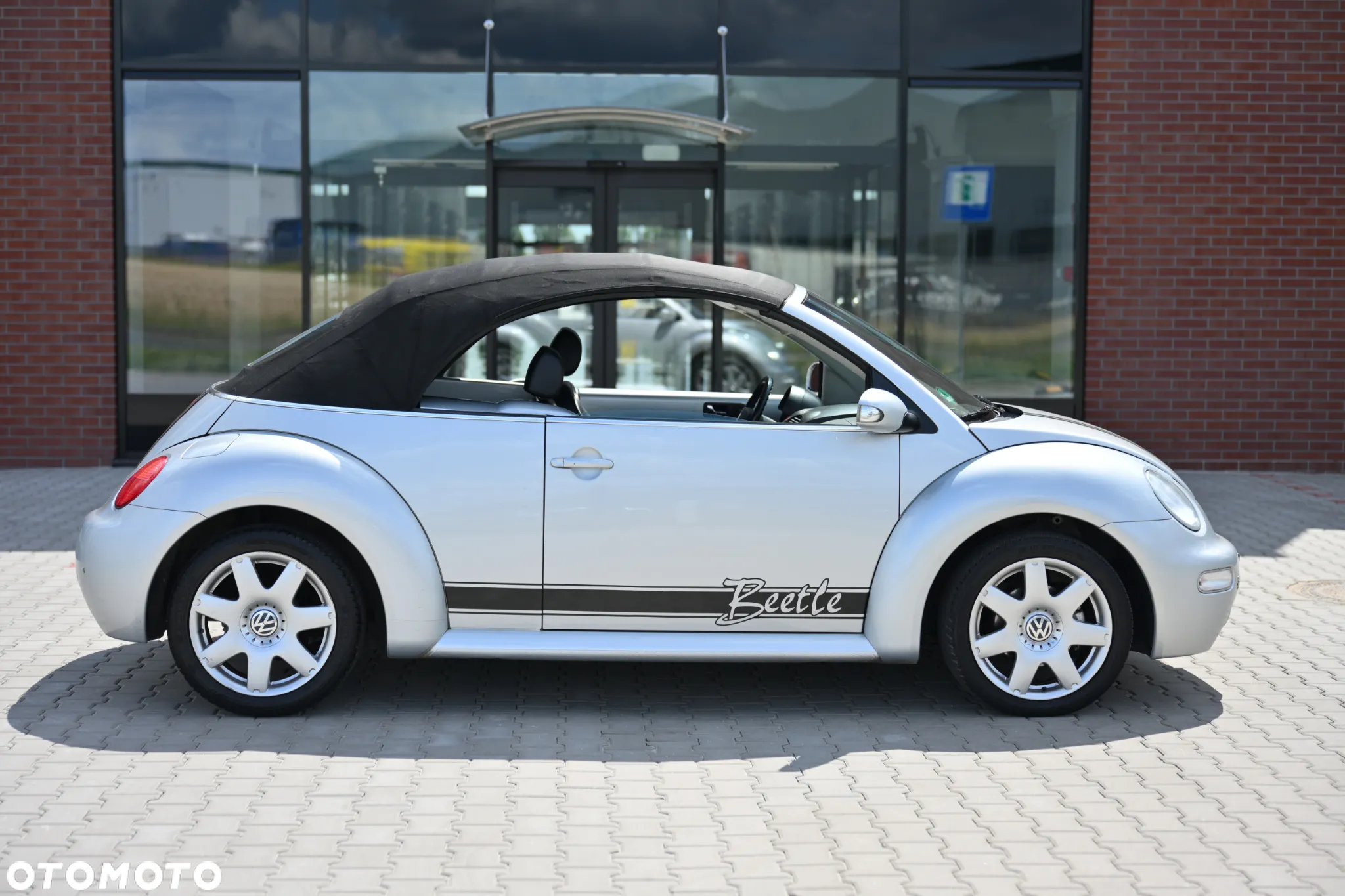 Volkswagen New Beetle Cabriolet 2.0 Freestyle - 31