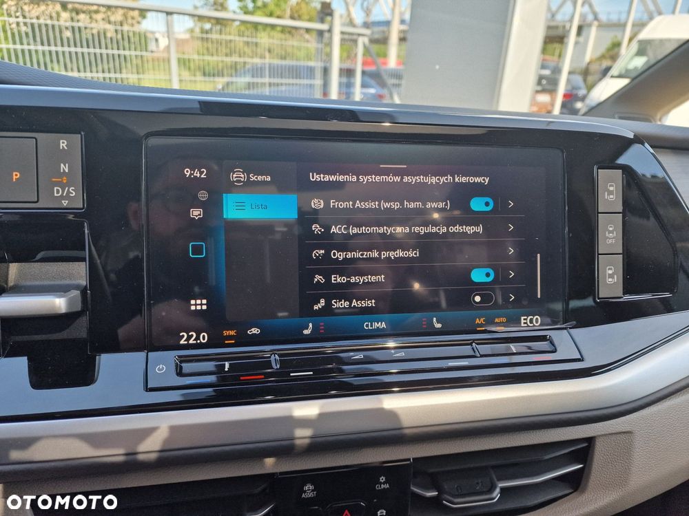 Volkswagen Multivan - 18