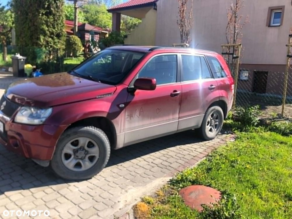 Suzuki Grand Vitara 2.0 - 3