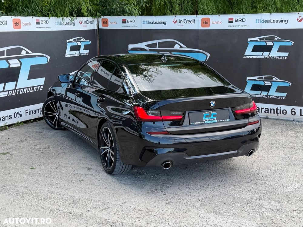 BMW Seria 3 320i Aut. M Sport - 40