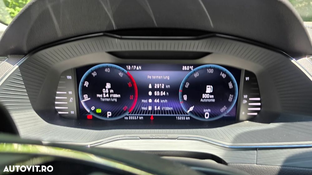 Skoda Superb 2.0 TDI DSG Ambition - 15