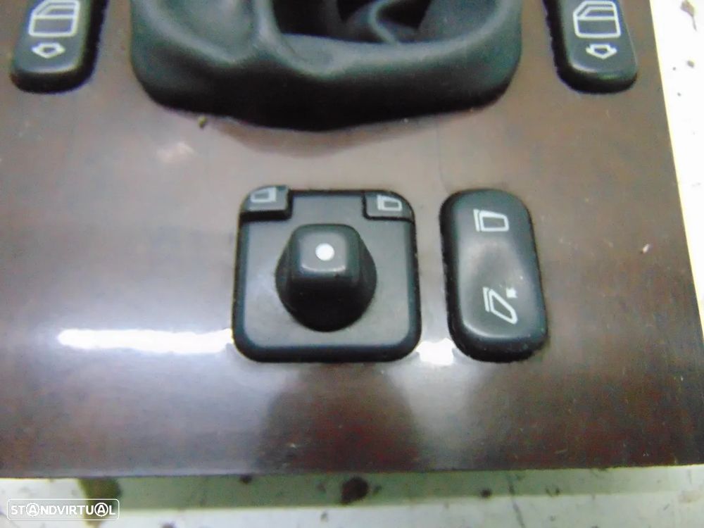Mercedes C consola central - 7