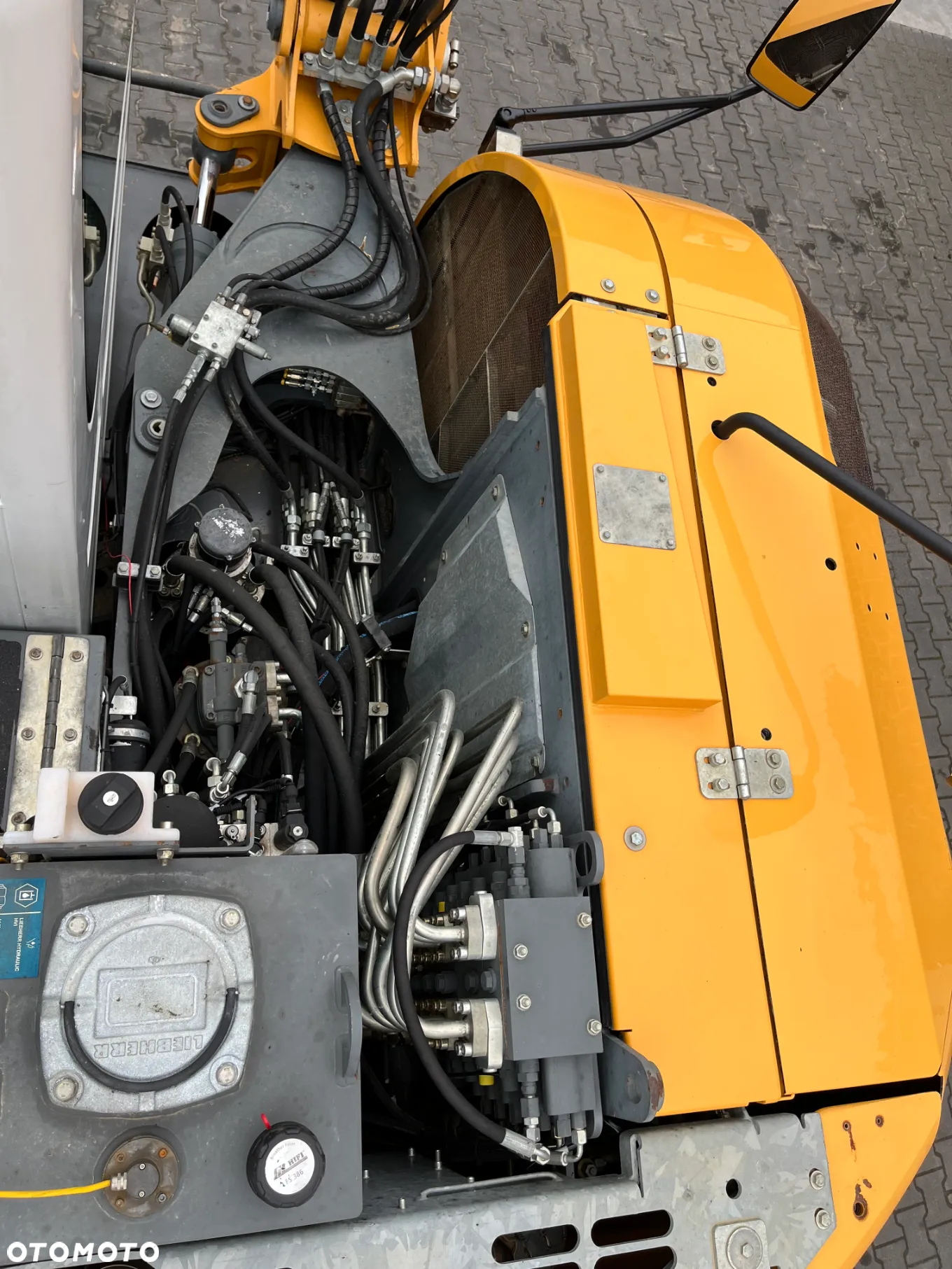 Liebherr A 910 COMPACT - 13