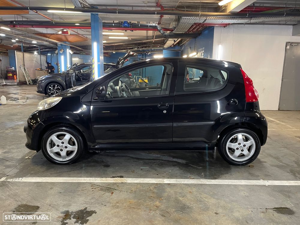 Peugeot 107 1.0 Trendy - 8