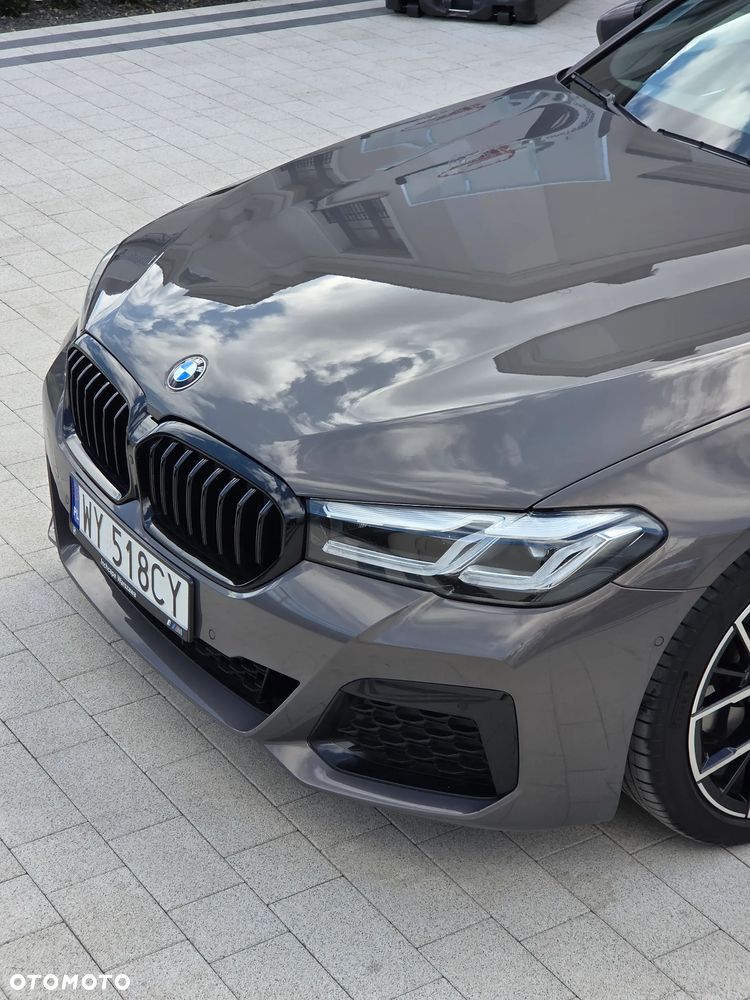 BMW Seria 5 520d xDrive mHEV sport - 12