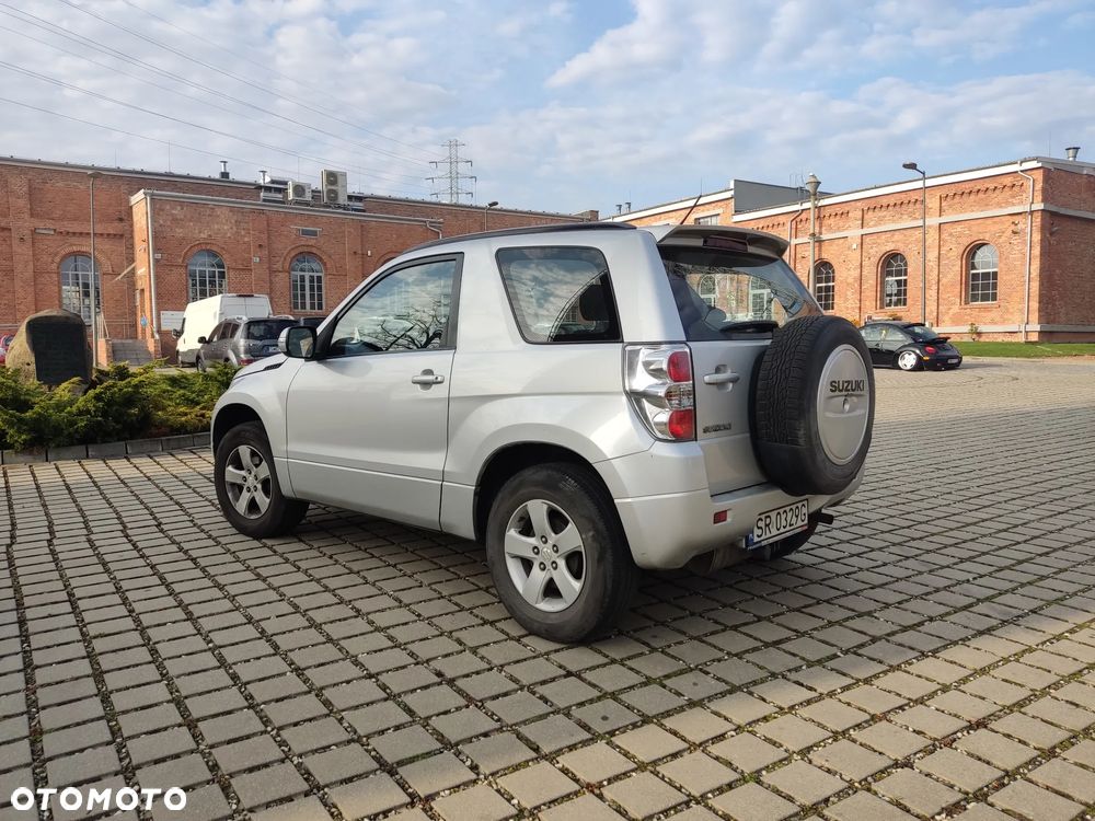 Suzuki Grand Vitara 1.6 Comfort - 3