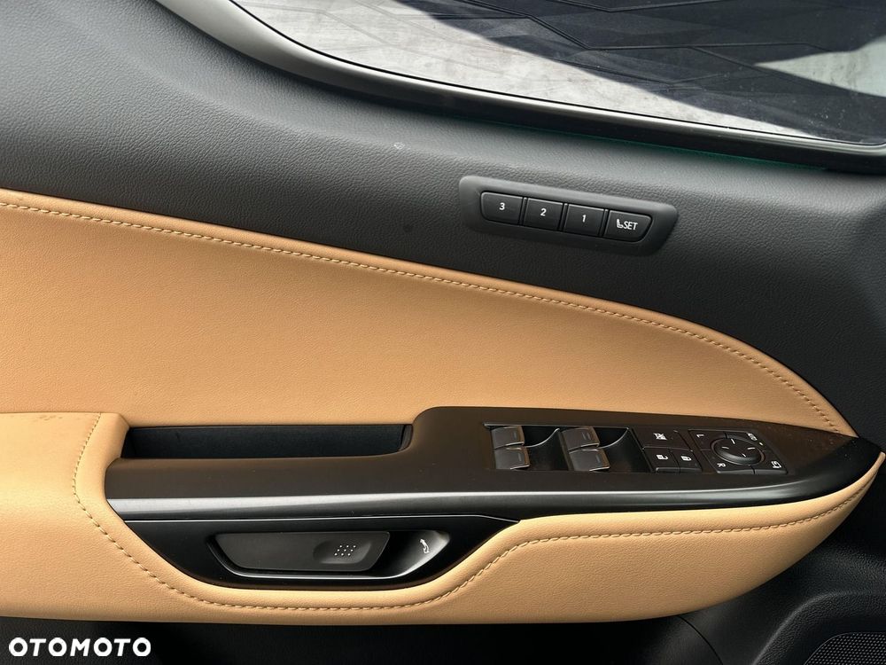 Lexus NX 350h Prestige AWD - 21