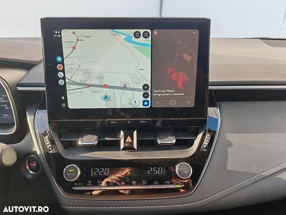 Toyota Corolla 2.0 HSD Exclusive Plus GR Sport Bi-Tone - 18