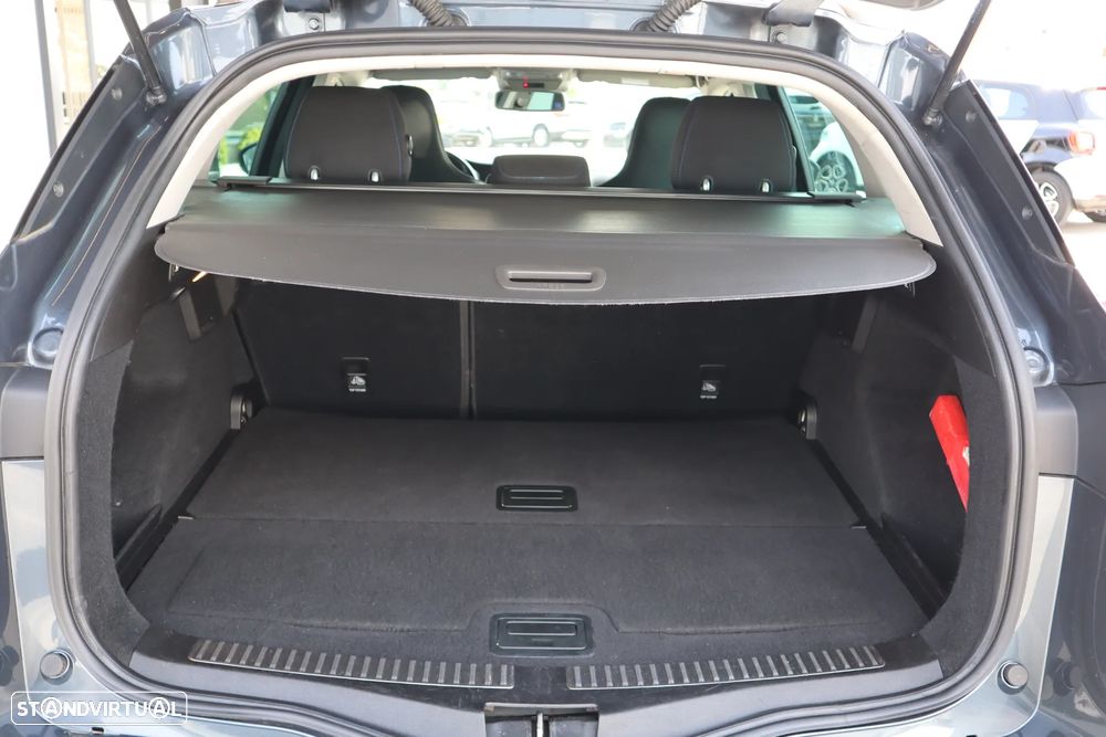 Renault Mégane Sport Tourer 1.5 dCi GT Line J18 - 8