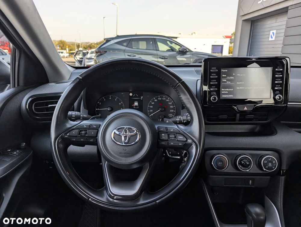 Toyota Yaris 1.5 Comfort CVT - 13