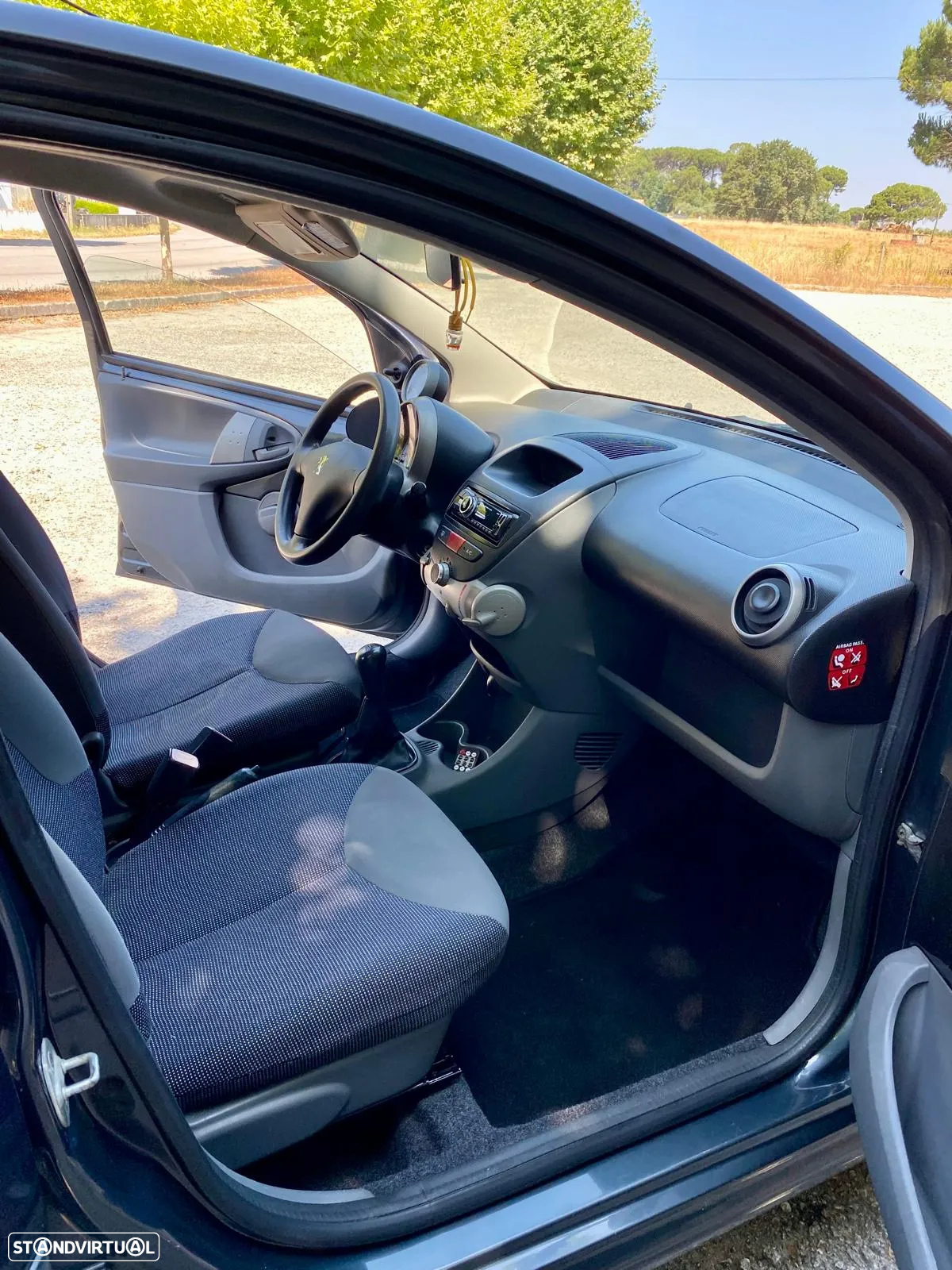 Peugeot 107 1.0 Trendy - 7