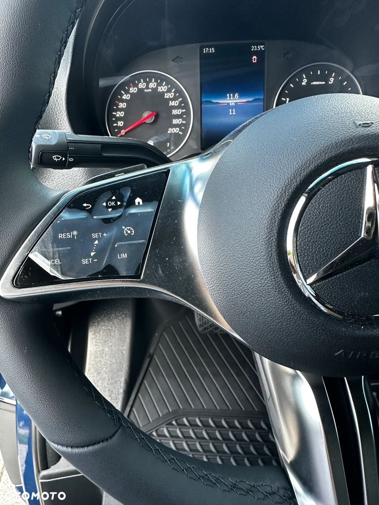 Mercedes-Benz Sprinter - 16