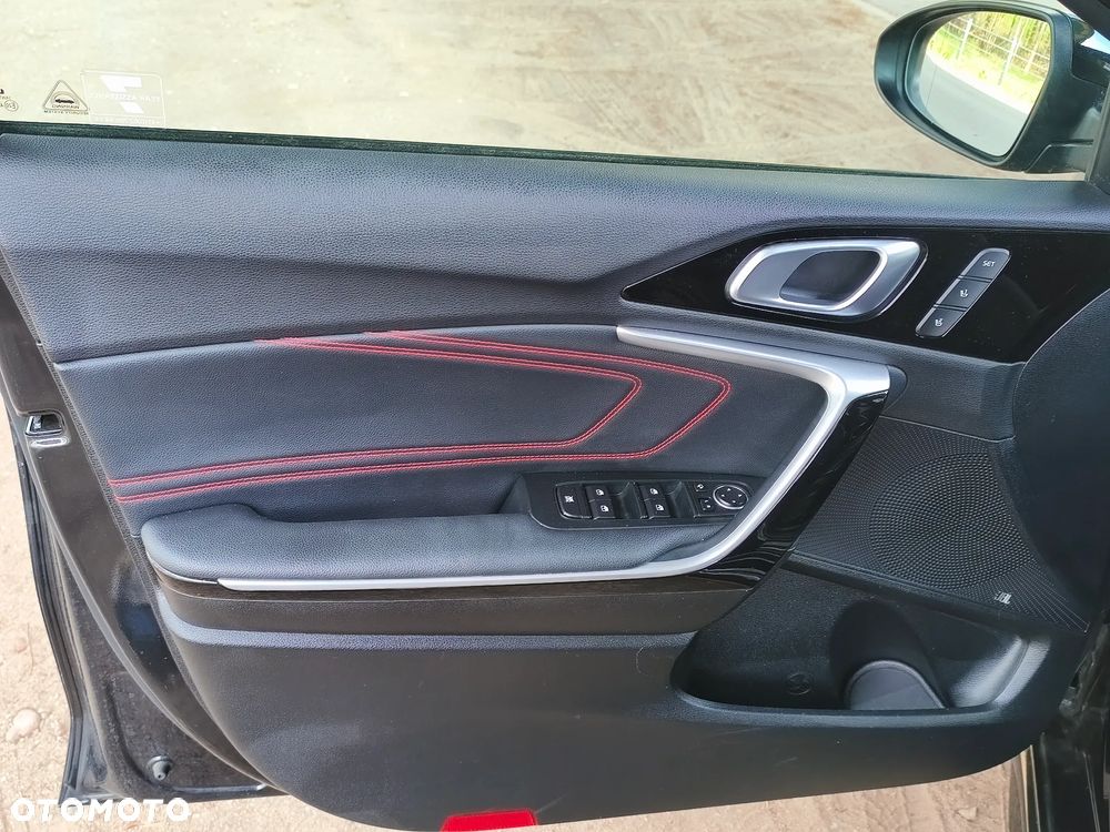 Kia Ceed 1.6 T-GDI GT DCT - 10