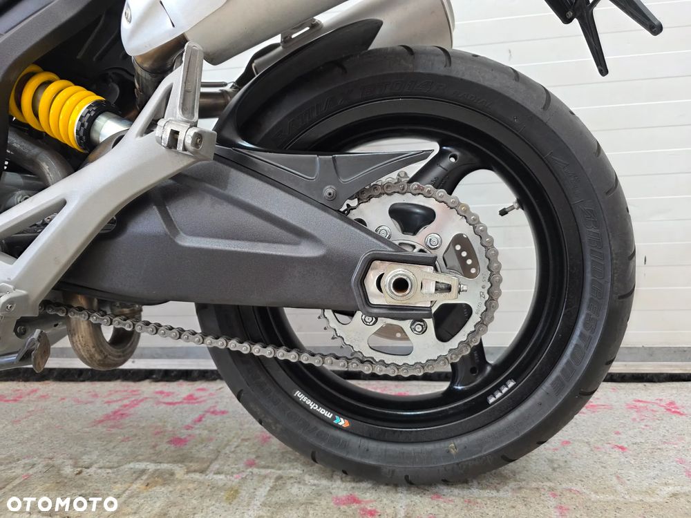 Ducati Monster - 16