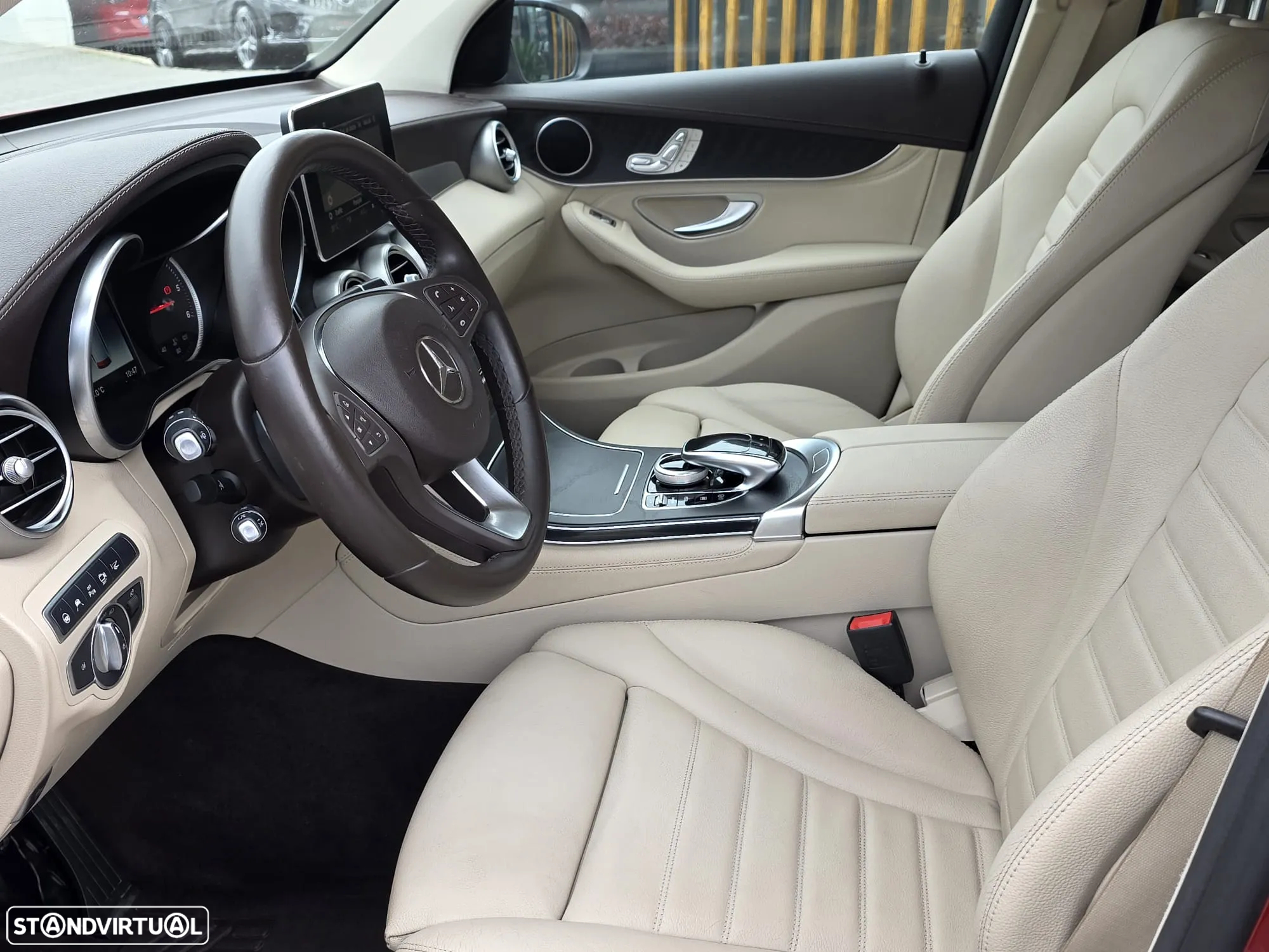 Mercedes-Benz GLC 250 d AMG Line 4-Matic - 22