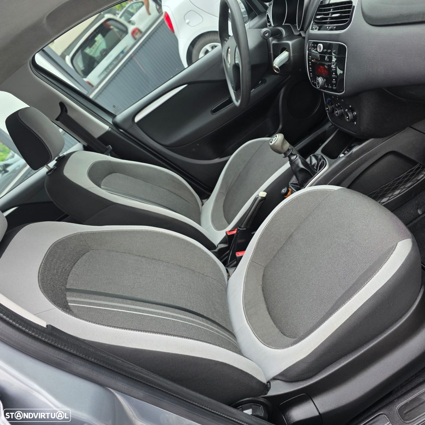 Fiat Punto 1.2 Easy S&S - 24