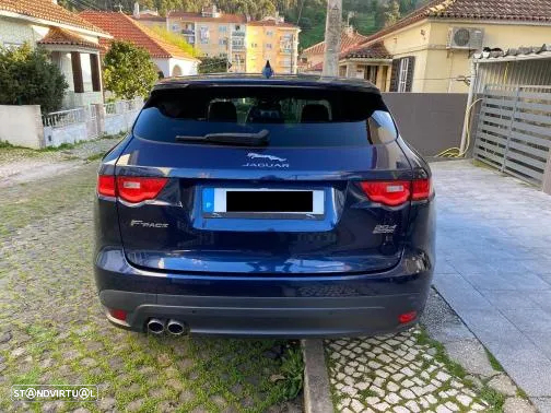 Jaguar F-Pace 20d AWD Aut. Prestige - 4