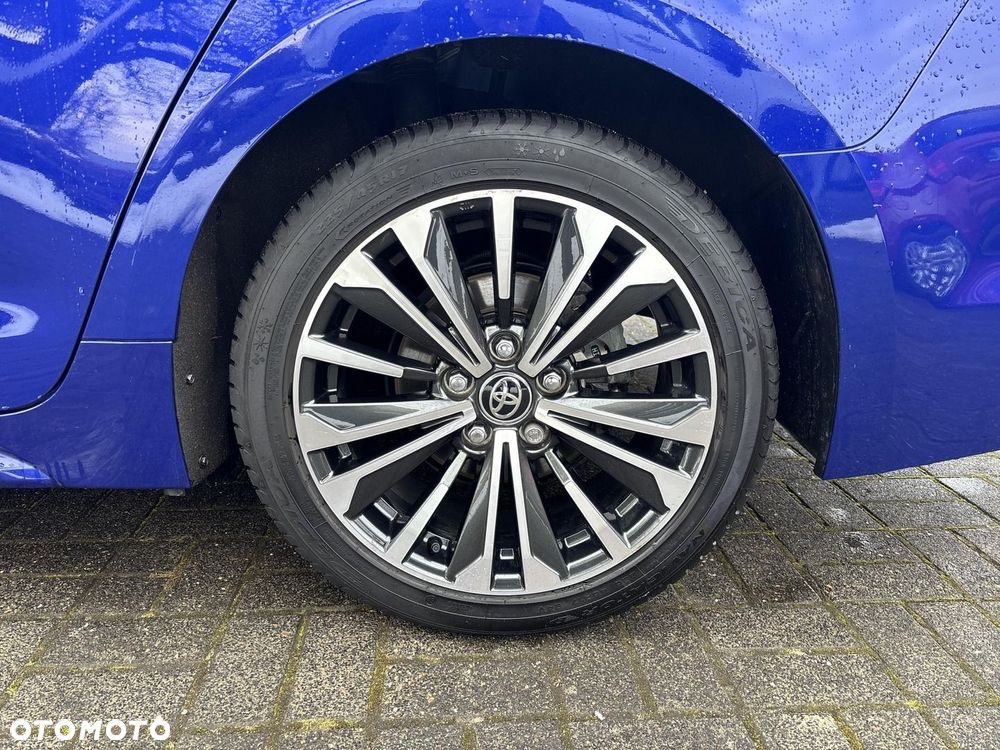 Toyota Corolla 2.0 Hybrid Style - 23