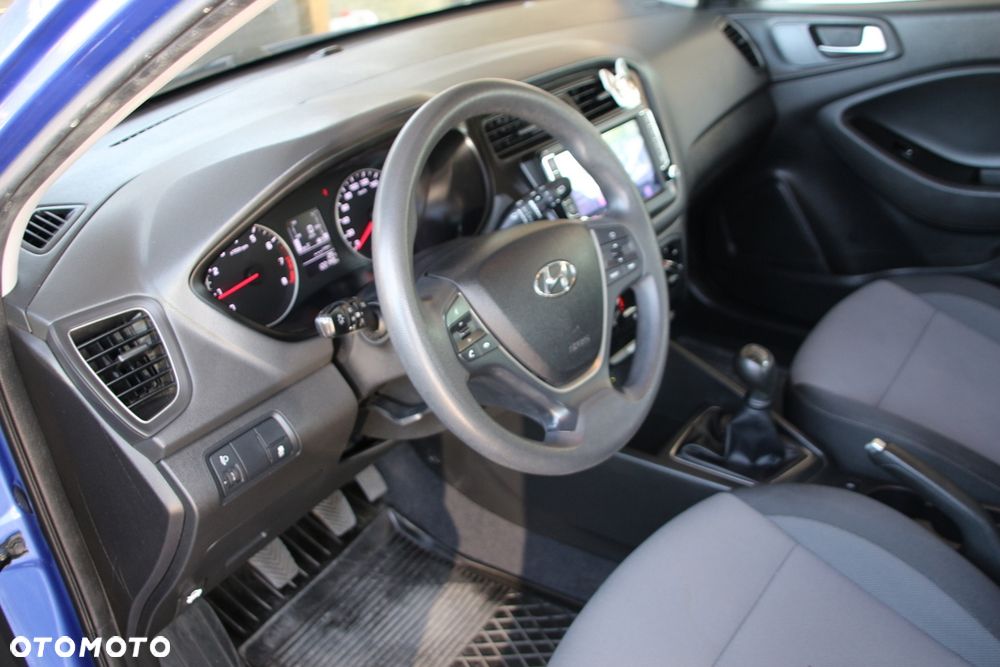 Hyundai i20 blue 1.2 Select - 11