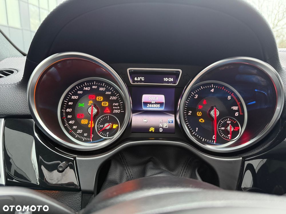 Mercedes-Benz GLS 350 d 4-Matic - 25