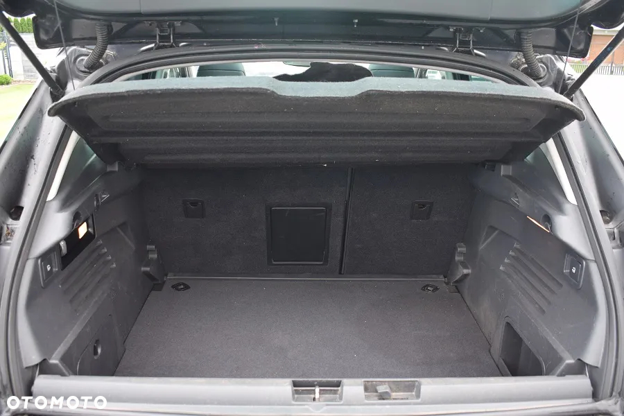 Peugeot 3008 HDi 115 Active - 8