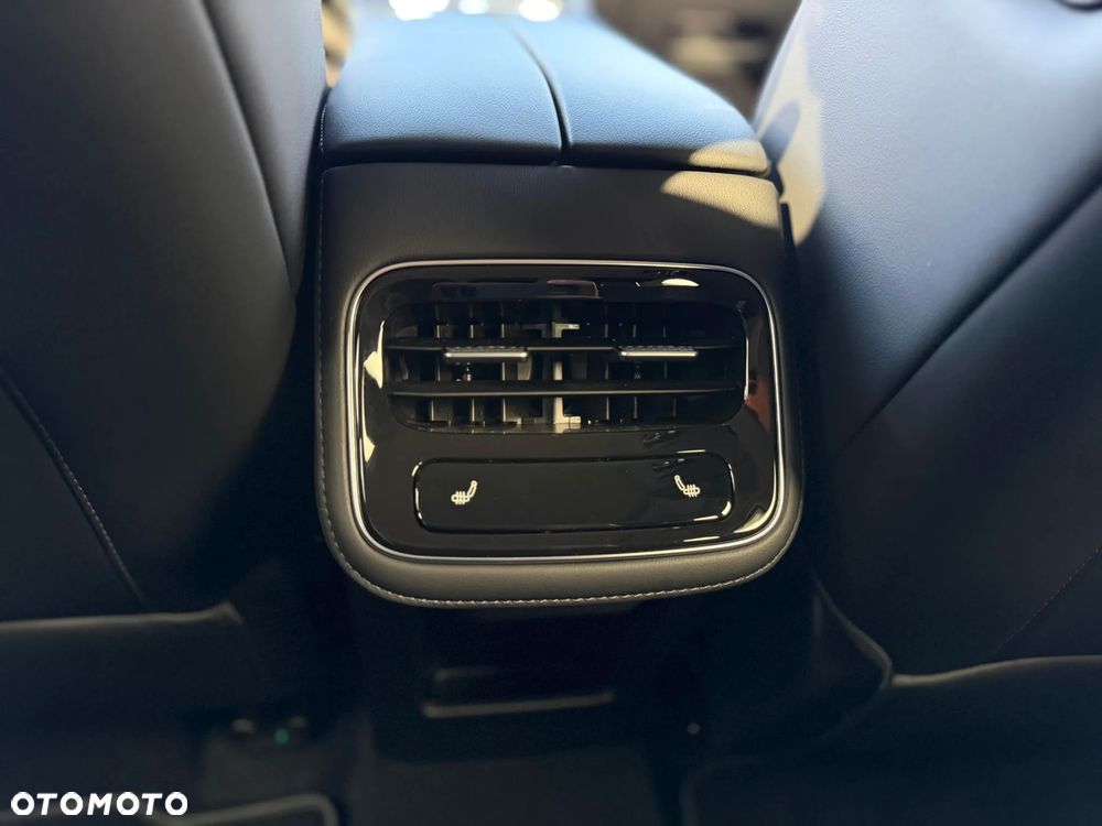 Chery Tiggo 8 1.6 T-GDI Prestige DCT - 38