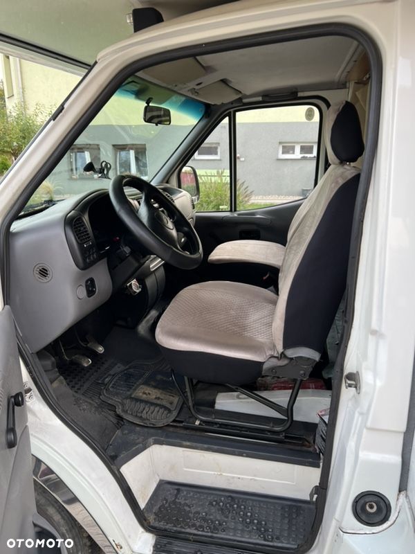 Ford Transit - 6